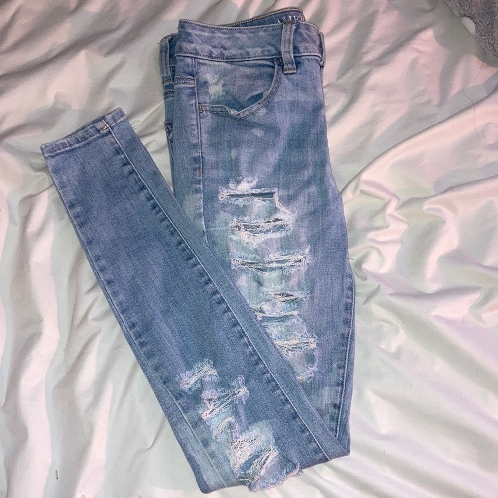 Light Wash Skinny Jeans